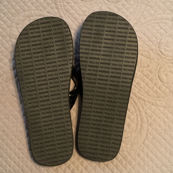Yellowbox Quilted Black Flip Flops - Picture 4 of 5